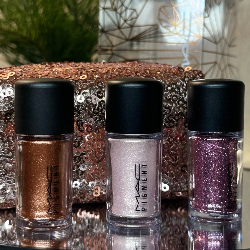 MAC SNOW BALL PIGMENT and GLITTER KIT/PINK -Copper Sparkle - Whisper Pink - Pink